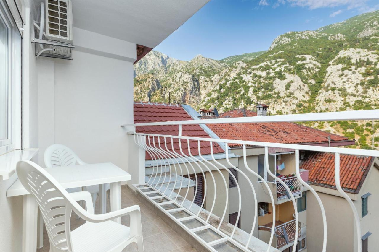 Studio Apartman Scardona Котор Екстер'єр фото
